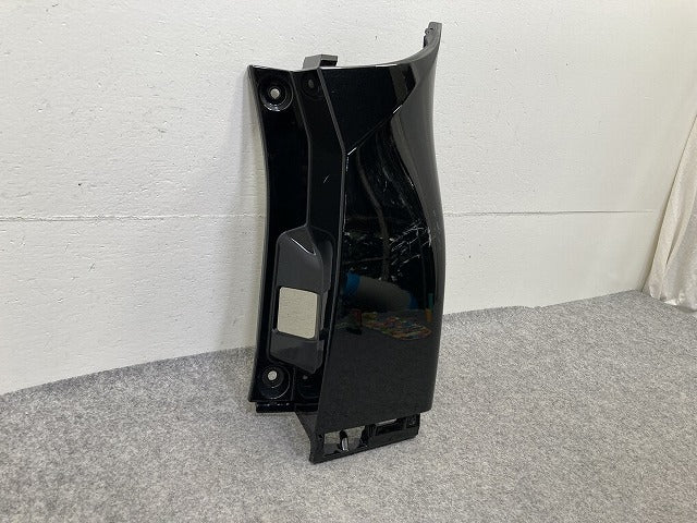 ヴォクシー/ノア 90系/MZRA90W/MZRA95W/ZWR90W/ZWR95W 純正 右 リア コーナーパネル/コーナーカバー 52165-V1010(151799)