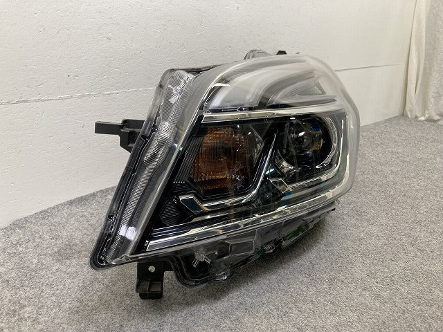 デイズ ルークス ハイウェイスター/B21A 純正 後期 左 ヘッドライト/ランプ LED レベライザー KOITO 100-6712J 日産(151834)