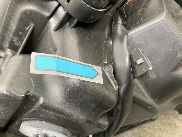 ノア NOAH 80系 ZRR80 ZRR85 ZWR80 純正 後期 右 ヘッドライト/ランプ LED レベ 刻印A ICHIKOH 28-239 81110-28G40 ボルドー 3R9(151835)