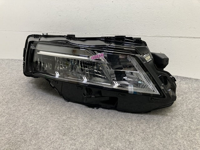 エクストレイル/X-TRAIL T33/SNT33 純正 右 ヘッドライト/ランプ LED レベライザー 刻印D2 KOITO 100-23795 日産(151836)