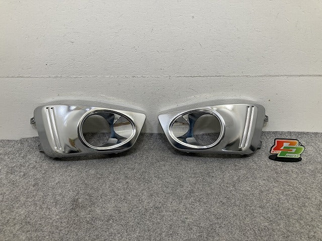 セレナ ハイウェイスターC26/FC26/FNPC26/HC26/HFC26 純正  左右 フォグカバー 62256 3GS0A メッキ 日産(151868)