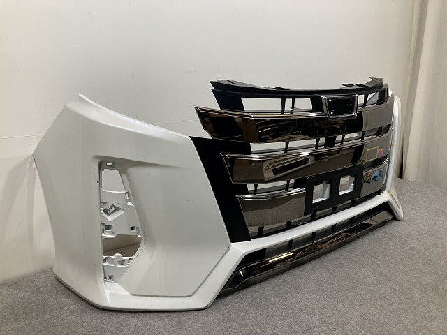 ノア NOAH 80系 ZRR80W/ZRR85W/ZWR80W 純正 後期 フロント バンパー グリル付 52119-28L00/28L40 ホワイトパール 070 トヨタ(151878)