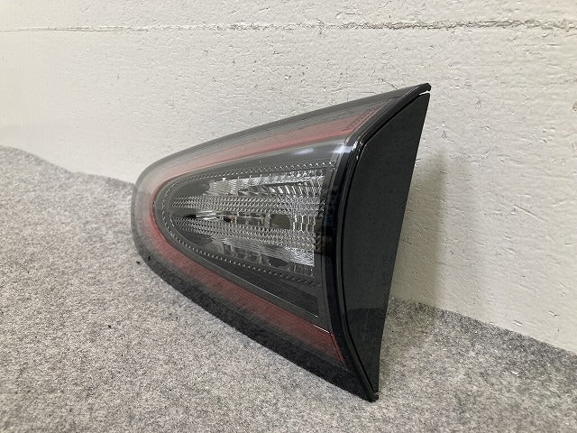 シエンタ 170系 NSP170G/NCP175G/NHP170G 純正 右 フィニッシャーランプ/テールランプ LED 刻印2 KOITO 52-286 81581-52330 トヨタ(151894)