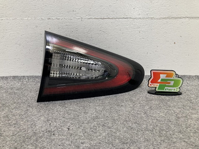 シエンタ 170系 NSP170G/NCP175G/NHP170G 純正 左 フィニッシャーランプ/テールランプ LED 刻印2 KOITO 52-286 81591-52330 トヨタ(151895)