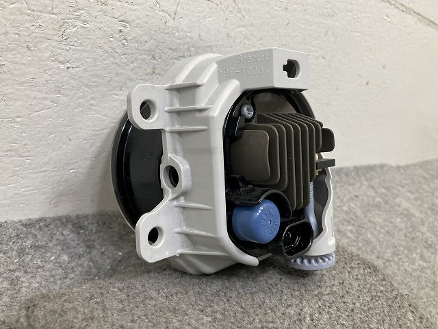 純正 左 フォグランプ/フォグライト LED KOITO 114-11092 81210-B2550 ダイハツ/トヨタ/ホンダ/スバル/スズキ 汎用(151913)