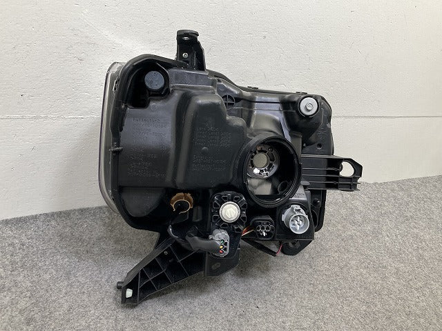 ウェイク LA700S/LA710S 純正 左 ヘッドライト/ランプ LED レベライザー 刻印A1 STANLEY W2664 81170-B2690 ダイハツ(151933)
