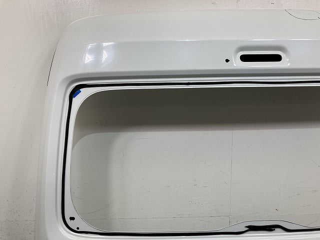 クリッパー NV100 DR17V 純正 リアゲート/バックドア/リアハッチ スペリアホワイト 26U 日産(151941)