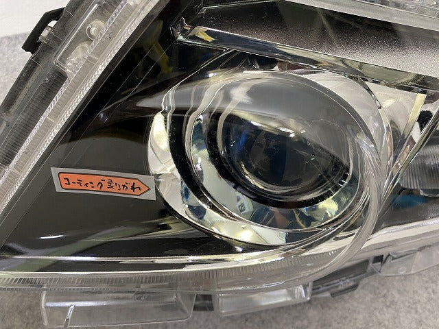 ジャンク!エスクァイア/ノア 80系 ZRR80/ZRR85/ZWR80 前期 左 ヘッドライト/ランプ LED レベ 刻印G ICHIKOH 28-227 81170-28G30(151953)