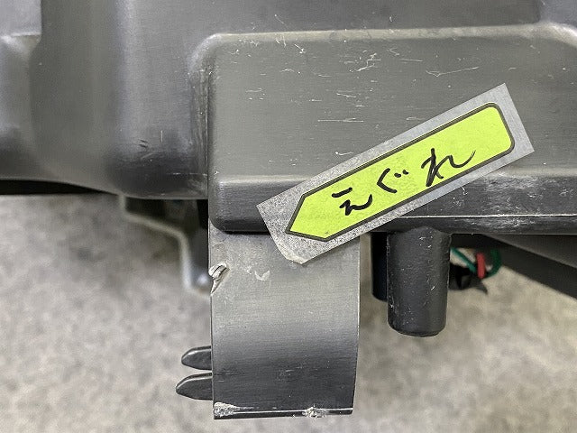ジャンク!エスクァイア/ノア 80系 ZRR80/ZRR85/ZWR80 前期 左 ヘッドライト/ランプ LED レベ 刻印G ICHIKOH 28-227 81170-28G30(151953)