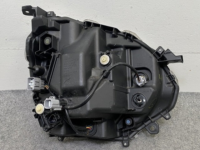 ムーヴ キャンバス/キャンパス LA800S/LA810S 純正 左 ヘッドライト/ランプ LED レベライザー 刻印8L KOITO 100-69038 81170-B2660(151955)