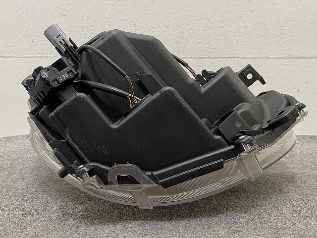 ムーヴ キャンバス/キャンパス LA800S/LA810S 純正 左 ヘッドライト/ランプ LED レベライザー 刻印8L KOITO 100-69038 81170-B2660(151955)