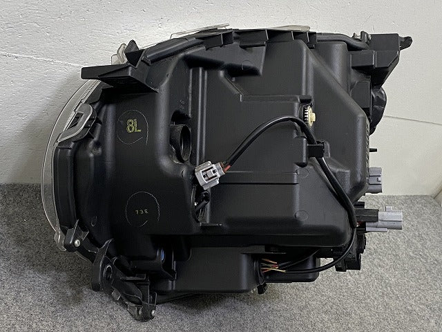 ムーヴ キャンバス/キャンパス LA800S/LA810S 純正 右 ヘッドライト/ランプ LED レベライザー KOITO 100-69038 81130-B2650(151956)