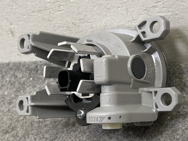 新車取り外し!プリウス カローラ ハリアー アルファード クラウン 50系 210系 80系 純正 左 フォグランプ/フォグライト LED 12-611(151968)