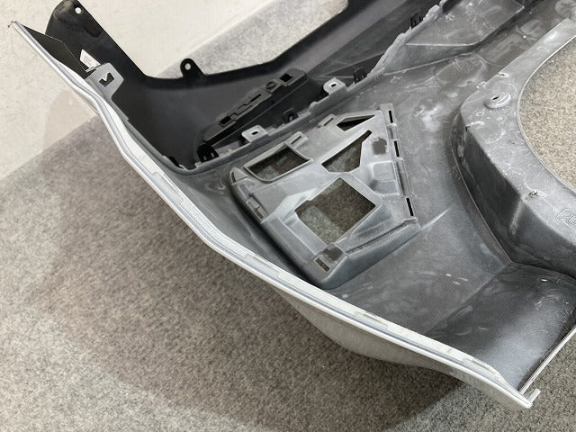 ライズ/ロッキー A200S/A210S/A200A/A210A/A202A 純正 リア バンパー スポイラー付 52159-B1310 ホワイトパール W25 トヨタ(151976)