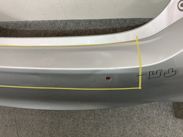 アクア/AQUA NHP10 純正 後期 リア バンパー Rバンパー 52159-52880/890/A40/A50 シルバーメタリック 1F7 トヨタ(151981)