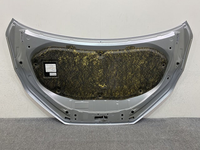 ライズ ロッキー A200S/A210S/A200A/A210A/A202A 純正 ボンネット/エンジンフード ブライトシルバーメタリック S28 トヨタ(151987)
