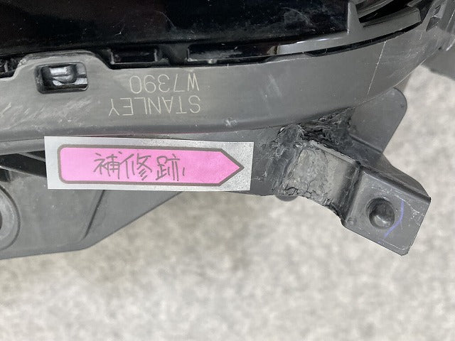 フリード GT1/GT2/GT3/GT4/GT5/GT6/GT7/GT8 純正 左 ヘッドライト