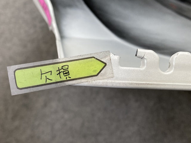 ノート/NOTE E13/SNE13 純正 右 リア コーナーパネル/コーナーカバー 85016 6XJ0H ピュアホワイトパール QAC 日産(152045)