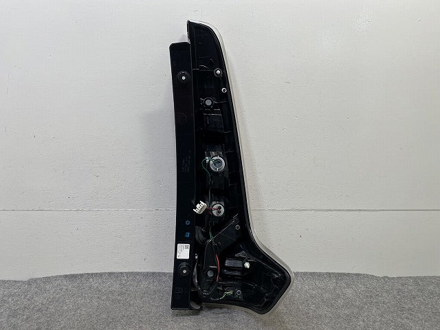 デイズ B21W 純正 後期 左 テールランプ/ライト/レンズ LED ICHIKOH D176 26555-6A02F 日産(152047)