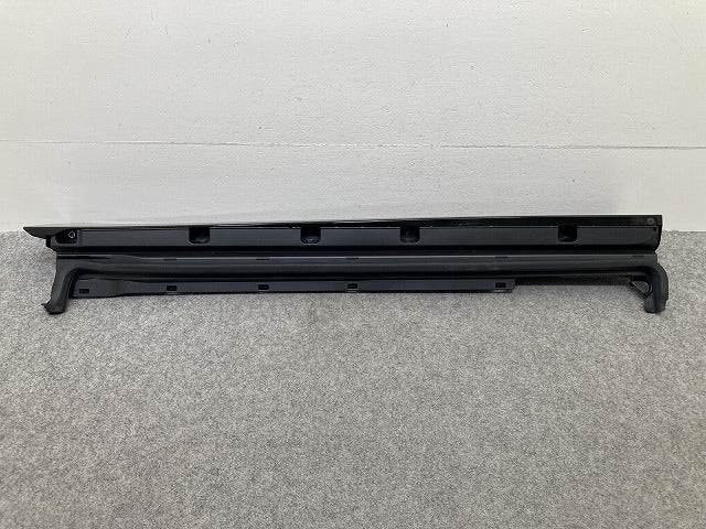 アルファード 40系 AGH40W/AGH45W/AAHH40W/AAHH45W 純正 右 リア ドア サイドパネル ドアパネル 76915-V2010 ブラック 202 トヨタ(152095)