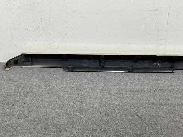 ルークス B44A/B45A/B47A/B48A 純正 右 サイドステップ/サイドスカート 76850 7NC-0 フローズンバニラパール HAK 日産(152099)