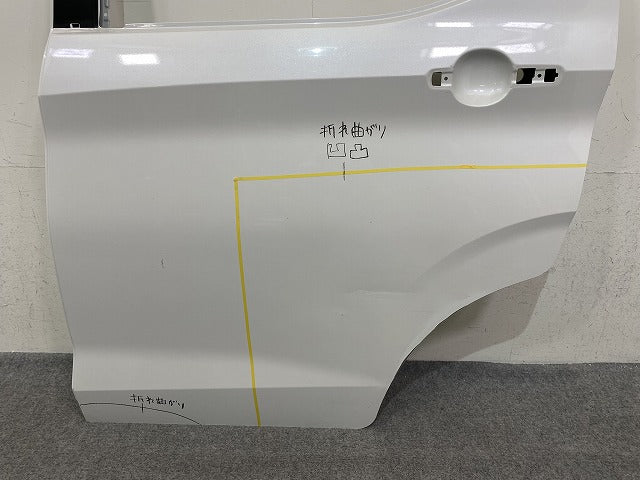 デイズ B43W/B44W/B45W/B46W/B47W/B48W 純正 左 リア ドア バイザー付 ホワイトパール QBB 日産(152106)