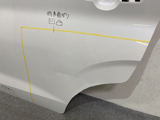 デイズ B43W/B44W/B45W/B46W/B47W/B48W 純正 左 リア ドア バイザー付 ホワイトパール QBB 日産(152106)