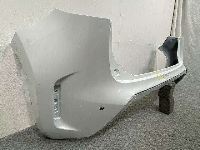 ヤリスクロス MXPB10/MXPB15/MXPJ10/MXPJ15 純正 リア バンパー 52159