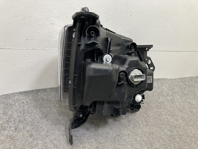 N-BOX/NBOX Nボックス カスタム/JF3/JF4 純正 左 ヘッドライト/ランプ LED レベライザー 刻印J2 STANLEY W3106 メッキ ホンダ(152116)
