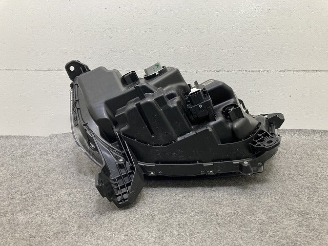 N-BOX/NBOX Nボックス カスタム/JF3/JF4 純正 左 ヘッドライト/ランプ LED レベライザー 刻印J2 STANLEY W3106 メッキ ホンダ(152116)