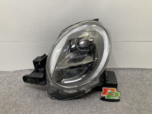 キャスト LA250S/LA260S 純正 左 ヘッドライト/ランプ レベライザー LED 刻印K KOITO 100-69020 81170-B2620 ダイハツ(152119)