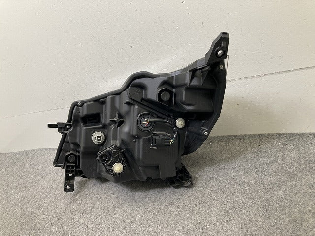 デイズ ルークス B21A 純正 後期 右 ヘッドライト/ランプ レベライザー LED KOITO 100-67111 26010-6A02L 日産(152123)