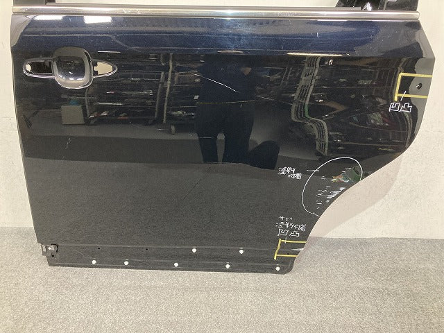 ノア NOAH 90系/MZRA90W/MZRA95W/ZWR90W/ZWR95W 純正 左 リア スライド ドア ブラック メタリック トヨタ(152140)