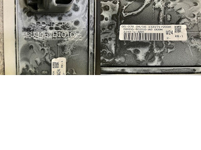 ルーミー/トール M900A/M910A/M900S/M910S 純正 右 スライドドア レールカバー 68345-B1010 パールホワイトIII W24 トヨタ(152146)