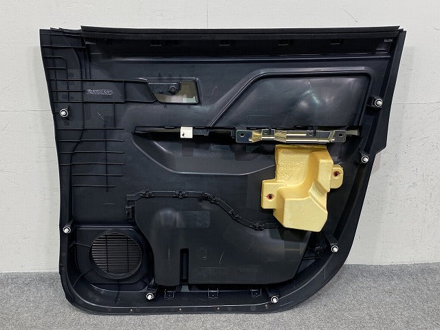 ルーミー/タンク/トール M900A/M910A/M900S/M910S 純正 左 フロント ドアトリム 内張り 助手席 67620-B1170/80 素地 トヨタ(152150)