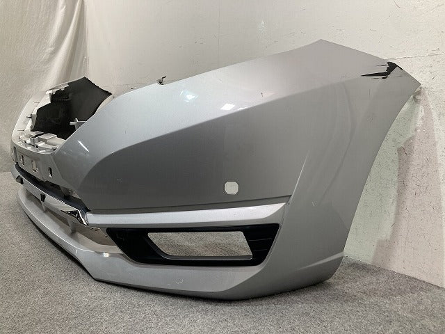 ノート/NOTE E13/SNE13 純正 後期 フロント バンパー ガーニッシュ付 Fバンパー 62022 5WJ0H シルバー メタリック 日産(152159)