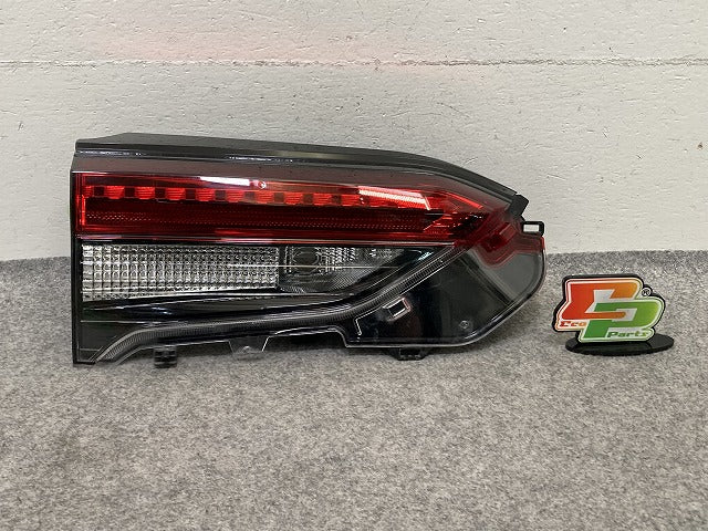 RAV4 ラブ4 50系 MXAA52/MXAA54/AXAH52/AXAH54 純正 右 テールランプ/ライト/レンズ ハロゲン 刻印L3 ICHIKOH 42-98 トヨタ(152170)