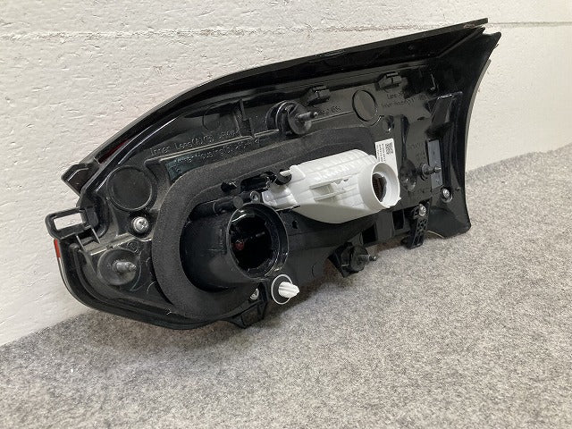 RAV4 ラブ4 50系 MXAA52/MXAA54/AXAH52/AXAH54 純正 右 テールランプ/ライト/レンズ ハロゲン 刻印L3 ICHIKOH 42-98 トヨタ(152170)