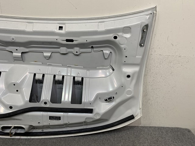 セレナ C28/NC28/FC28/FNC28 e-POWER/GC28/GFC28 純正 ボンネット/エンジンフード プリズムホワイト QBE 日産(152189)