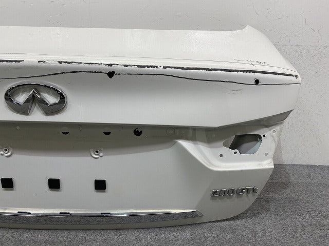スカイライン/SKYLINE V37/YV37/HV37/HNV37/ZV37/400R 純正 リアゲート/バックドア/リアハッチ ガーニッシュ付 ホワイトパール(152190)
