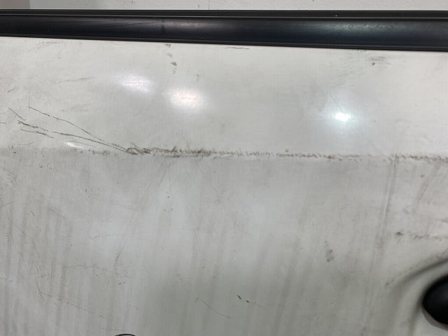 ミニキャブ U61T 純正 左 フロント ドア ガラス内張り付 ドアミラー付き スペリアホワイト 26U 三菱(152192)