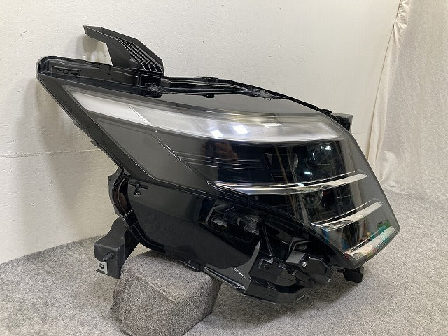 セレナ C28/GC28/FC28/GFC28 純正 右 ヘッドライト/ランプ LED レベライザー 刻印E RH KOITO 100-2379Y 日産(152194)
