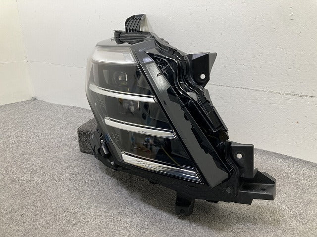 セレナ C28/GC28/FC28/GFC28 純正 右 ヘッドライト/ランプ LED レベライザー 刻印E RH KOITO 100-2379Y 日産(152194)