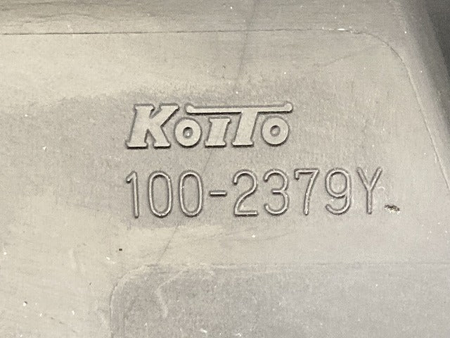 セレナ C28/GC28/FC28/GFC28 純正 右 ヘッドライト/ランプ LED レベライザー 刻印E RH KOITO 100-2379Y 日産(152194)