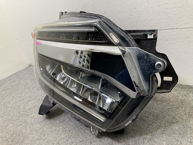 N-BOX/NBOX Nボックス カスタム/JF3/JF4 純正 右 ヘッドライト/ランプ LED レベライザー 刻印J STANLEY W3106 メッキ ホンダ(152196)