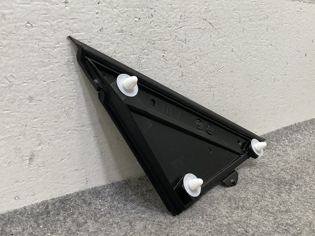 新品!アバルト 純正 左 フロント Aピラー 三角モール カバーモール 086227 0735455793 素地 フィアット(152207)
