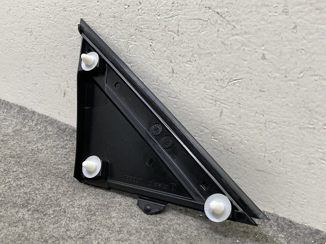 新品!アバルト 純正 左 フロント Aピラー 三角モール カバーモール 086227 0735455793 素地 フィアット(152207)