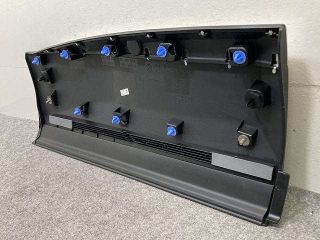 新品!3008 純正 左 リア ドア モール プロテクター サイドパネル 9811404577 98646474 素地/メッキ プジョー(152211)