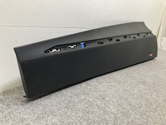 新品!キャプチャー 純正 左 フロント ドア サイドパネル ストリップ 808773776R 808778098R 素地 ルノー(152213)