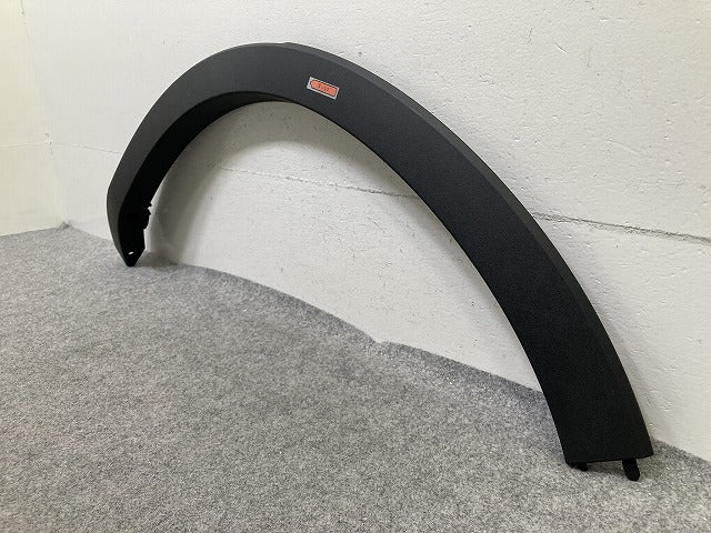 新品!V40/XC40 純正 左 リア フェンダーアーチモール/オーバーフェンダー 32368188/32314917 V32314917 素地 ボルボ(152215)